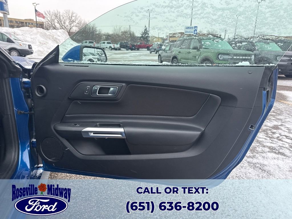 Used 2018 Ford Mustang GT image 31