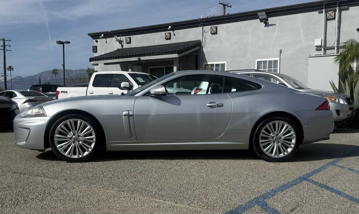 Used 2011 Jaguar XK image 2