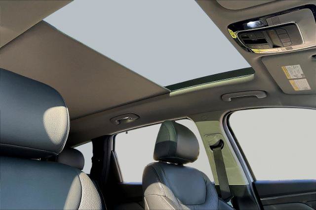 Used 2022 Hyundai Santa Fe SEL w/ Convenience + Premium Package FWD image 26