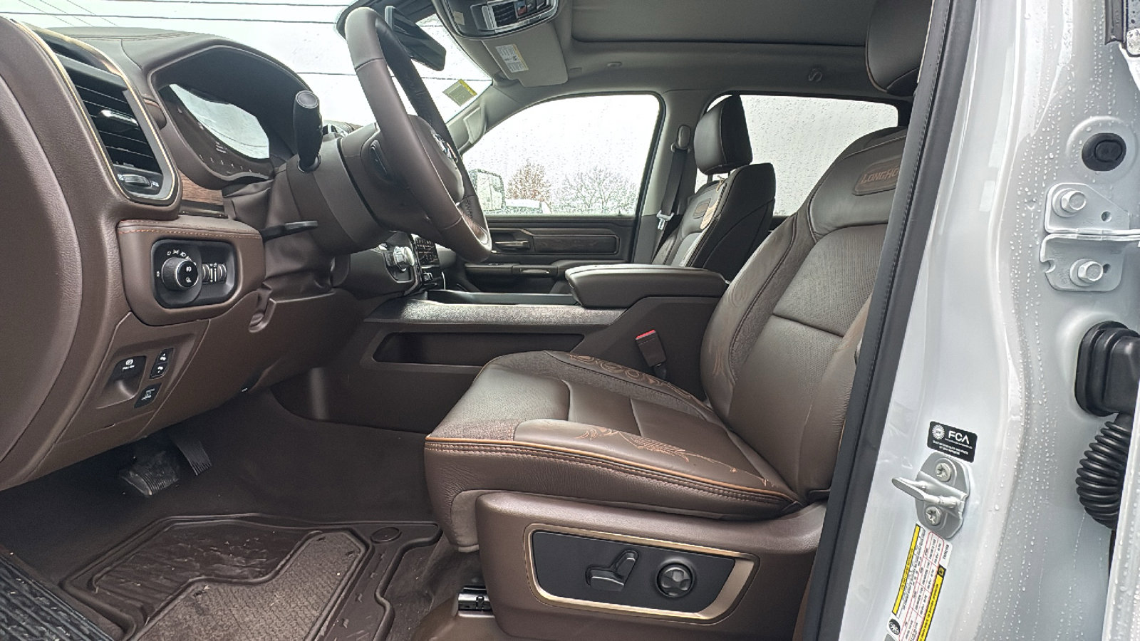 New 2026 RAM 1500 Limited AWD/4WD image 9