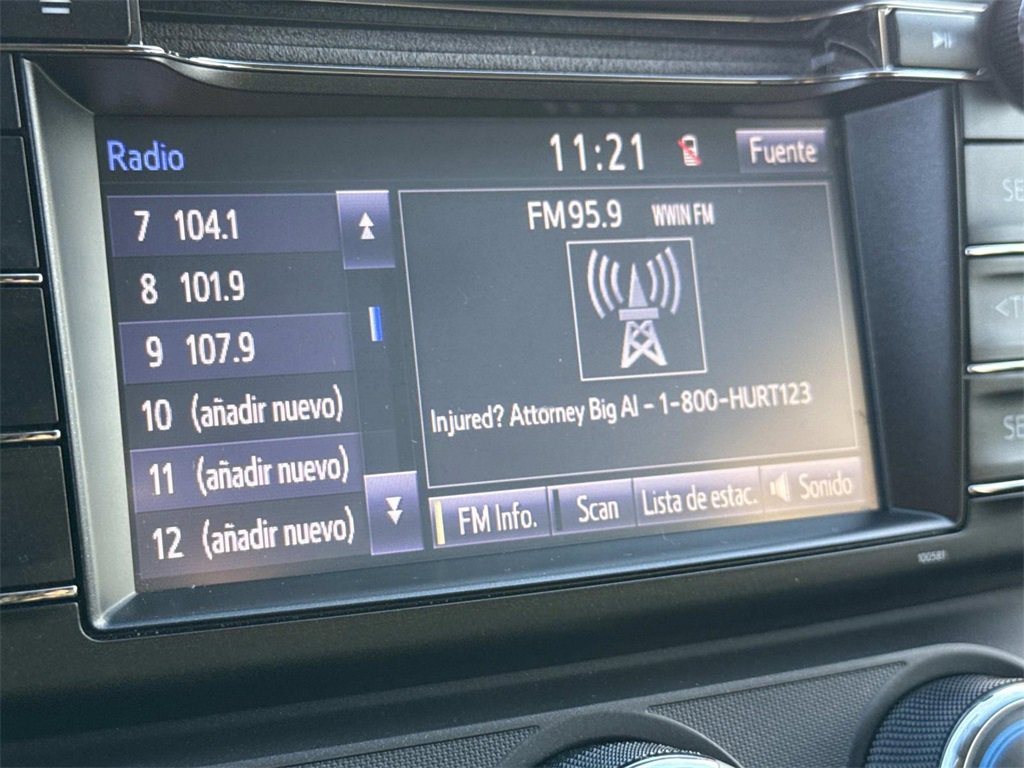 Used 2018 Toyota RAV4 LE image 4