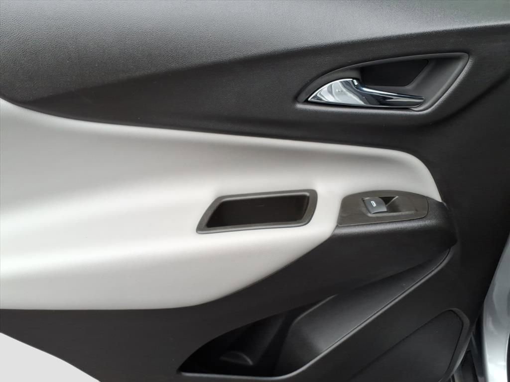 Used 2023 Chevrolet Equinox LS image 15
