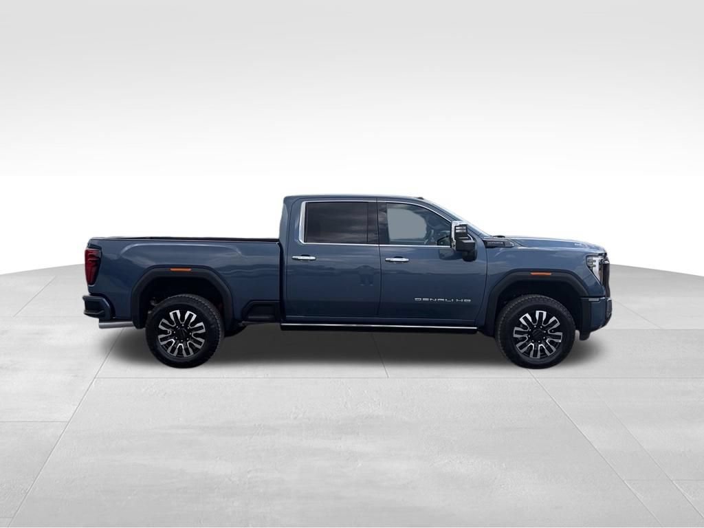 Used 2026 GMC Sierra 3500 Denali Ultimate AWD/4WD image 25
