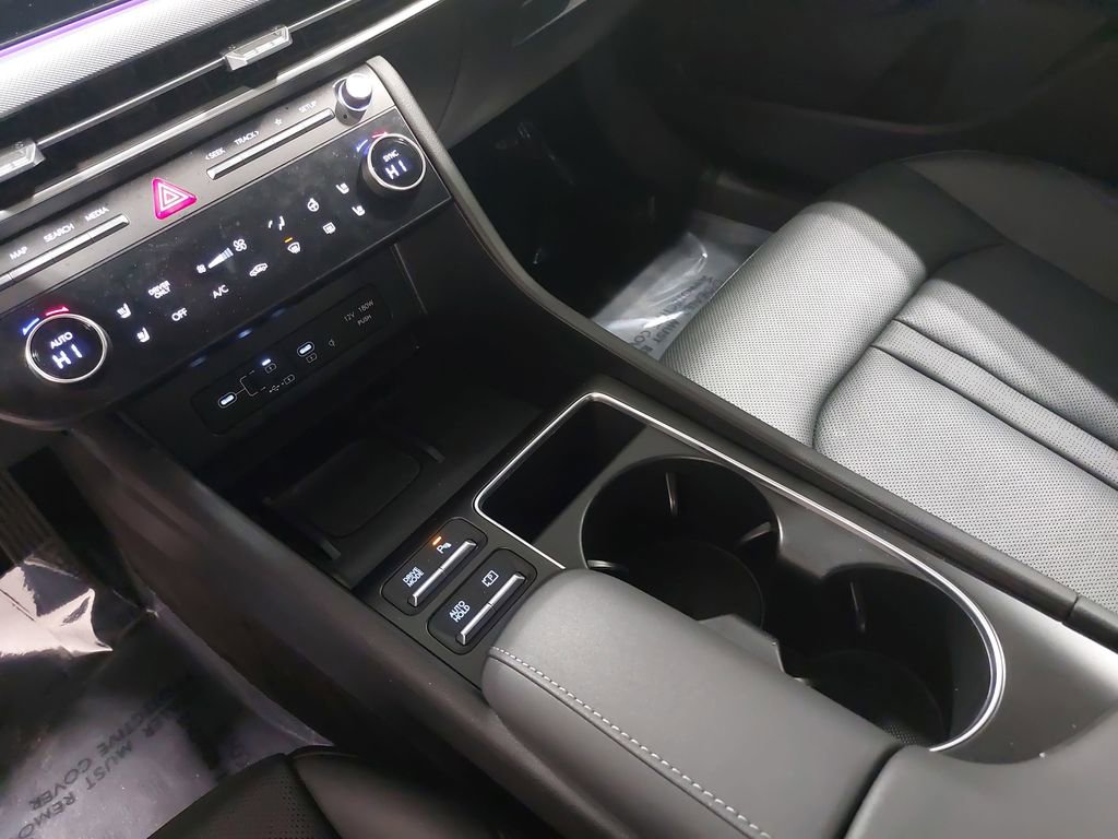 Used 2025 Hyundai Sonata Limited image 7
