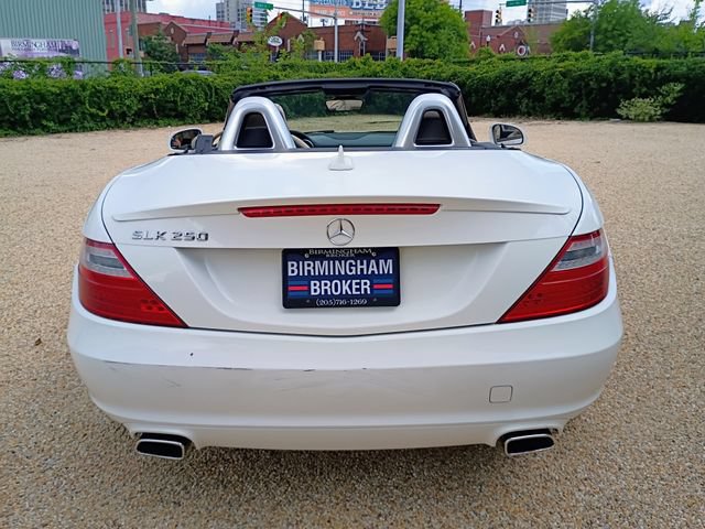 Used 2015 Mercedes-Benz SLK 250 image 9