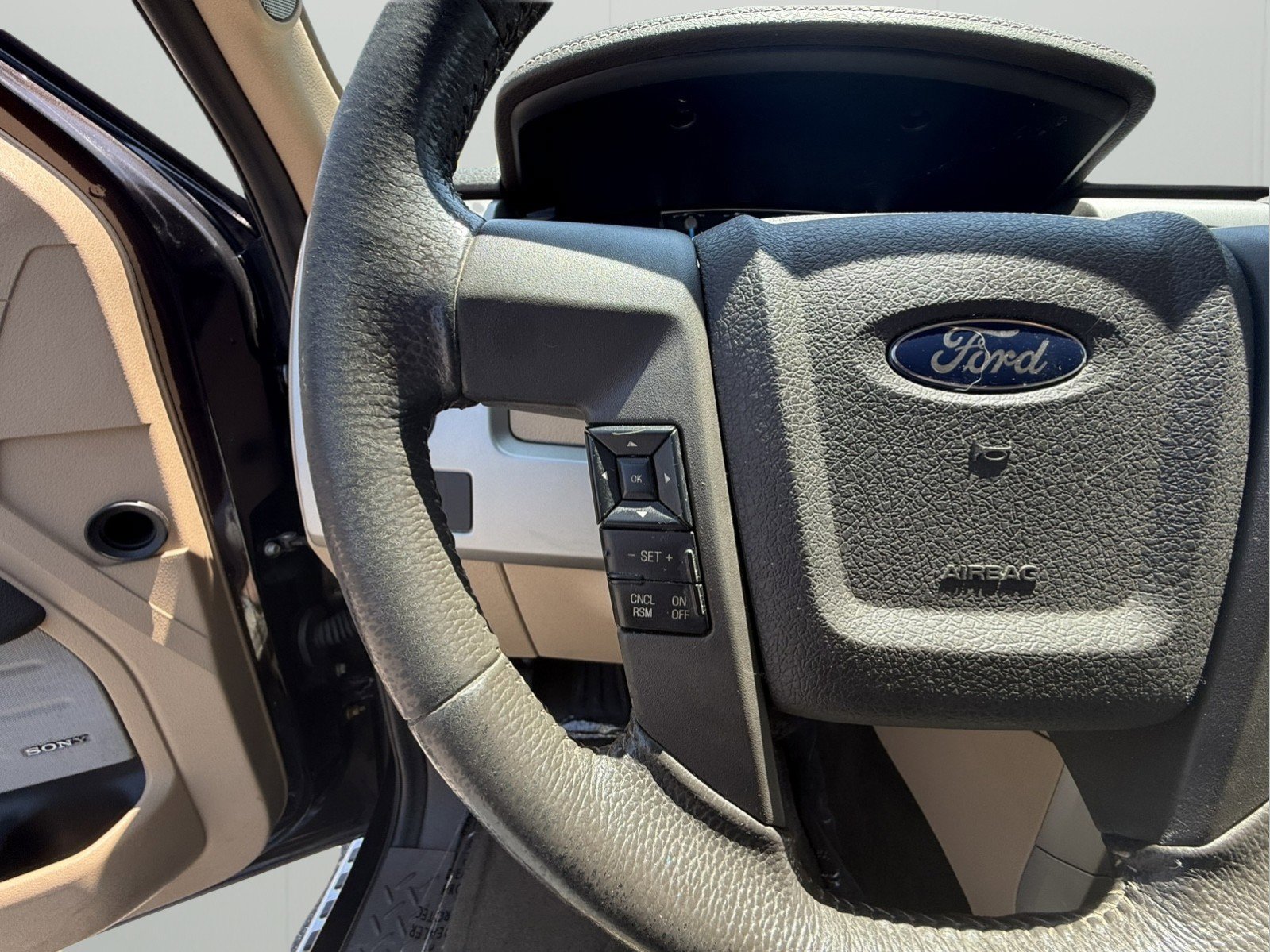 Used 2013 Ford F150 Lariat w/ Luxury Equipment Group AWD/4WD image 18