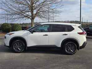 Used 2023 Nissan Rogue S image 23