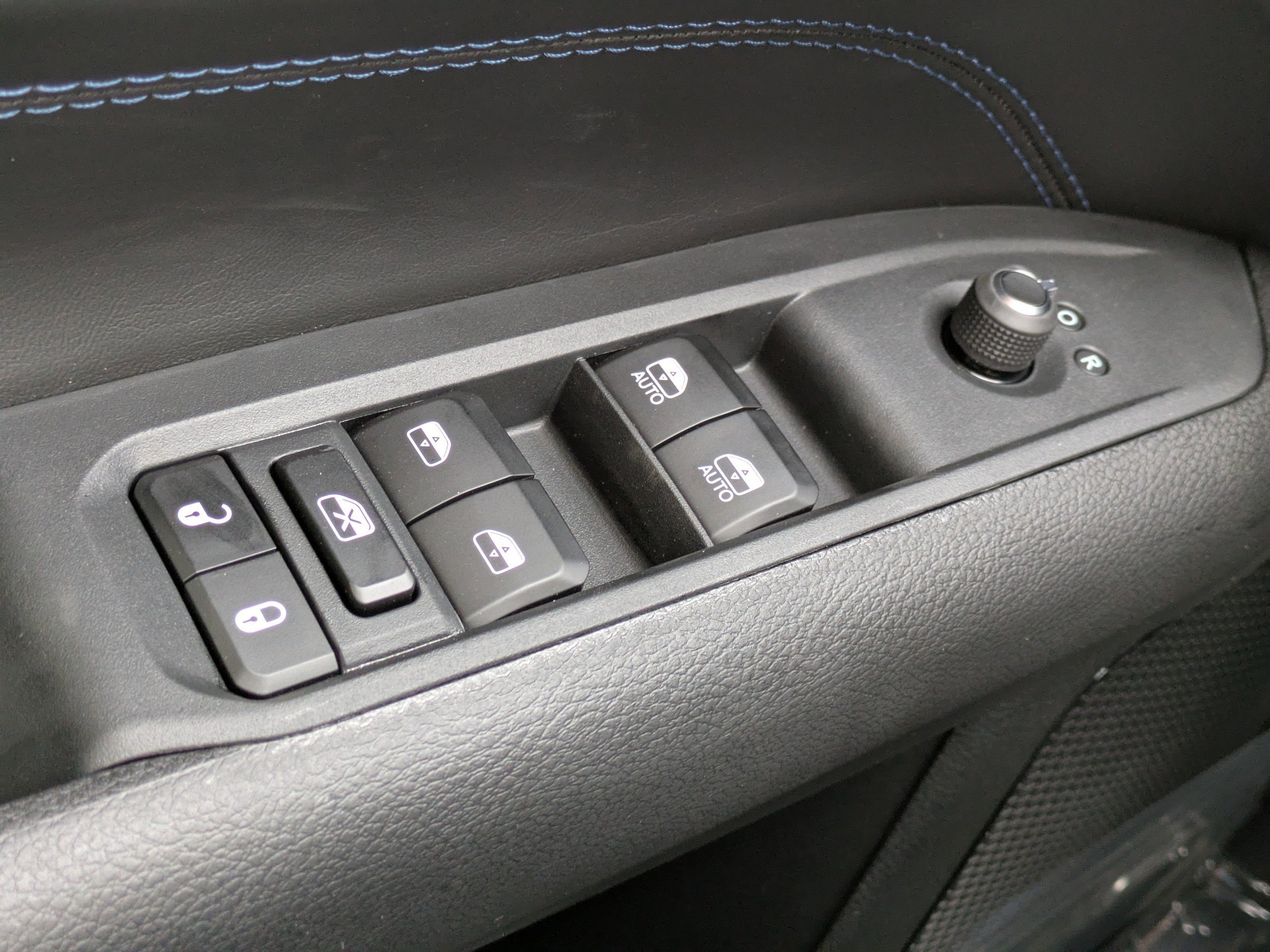 New 2026 Jeep Compass Latitude w/ Sun and Sound Group image 27