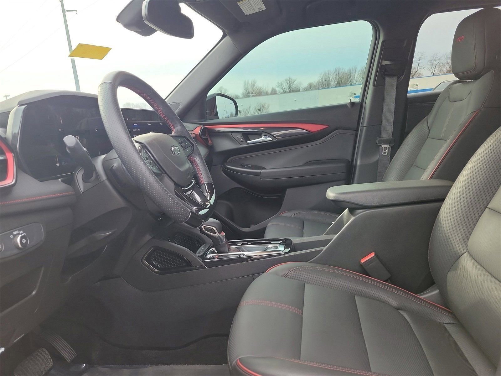 Used 2025 Chevrolet TrailBlazer RS w/ Convenience Package image 16