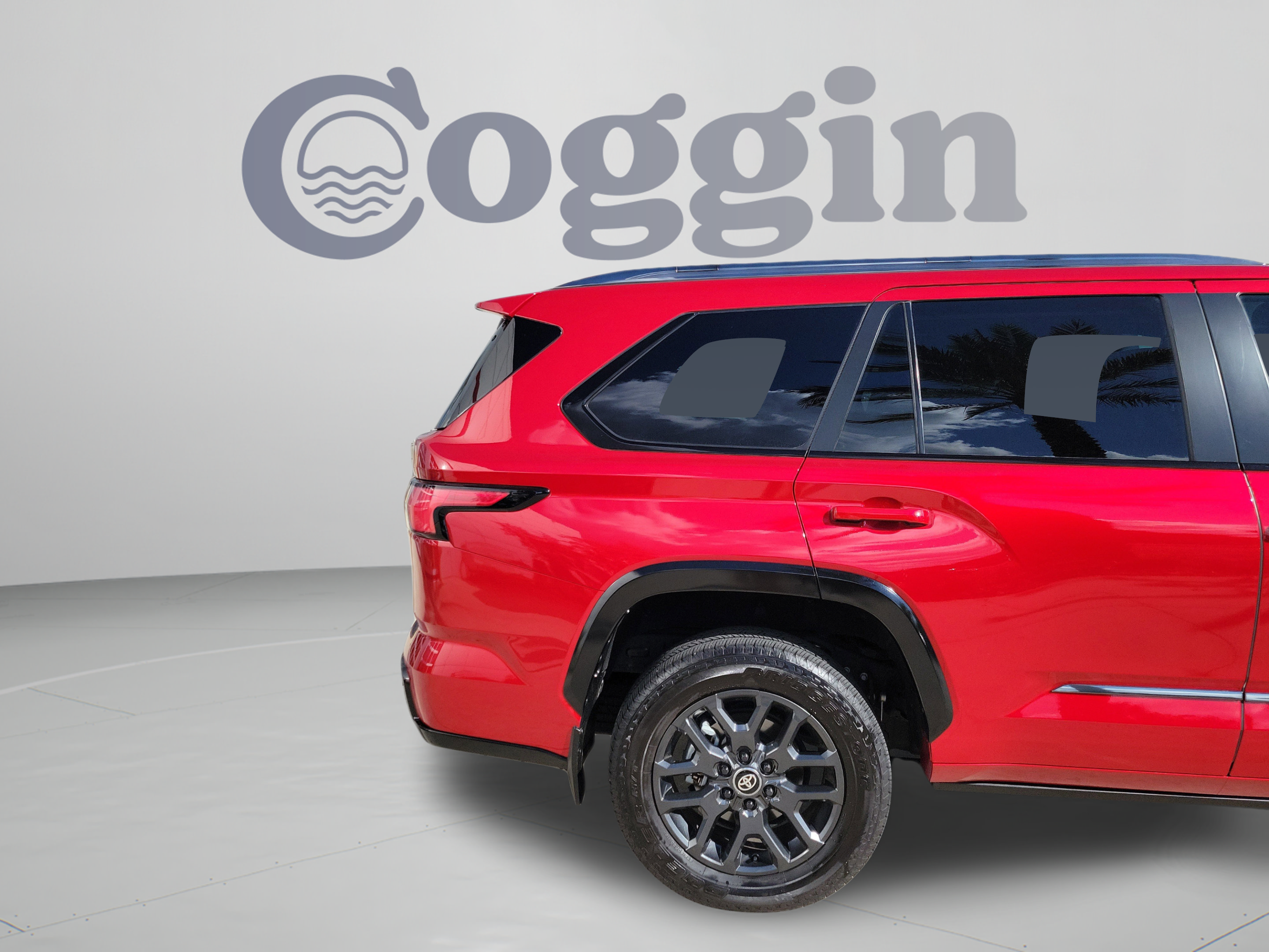 Certified 2025 Toyota Sequoia Platinum AWD/4WD image 30