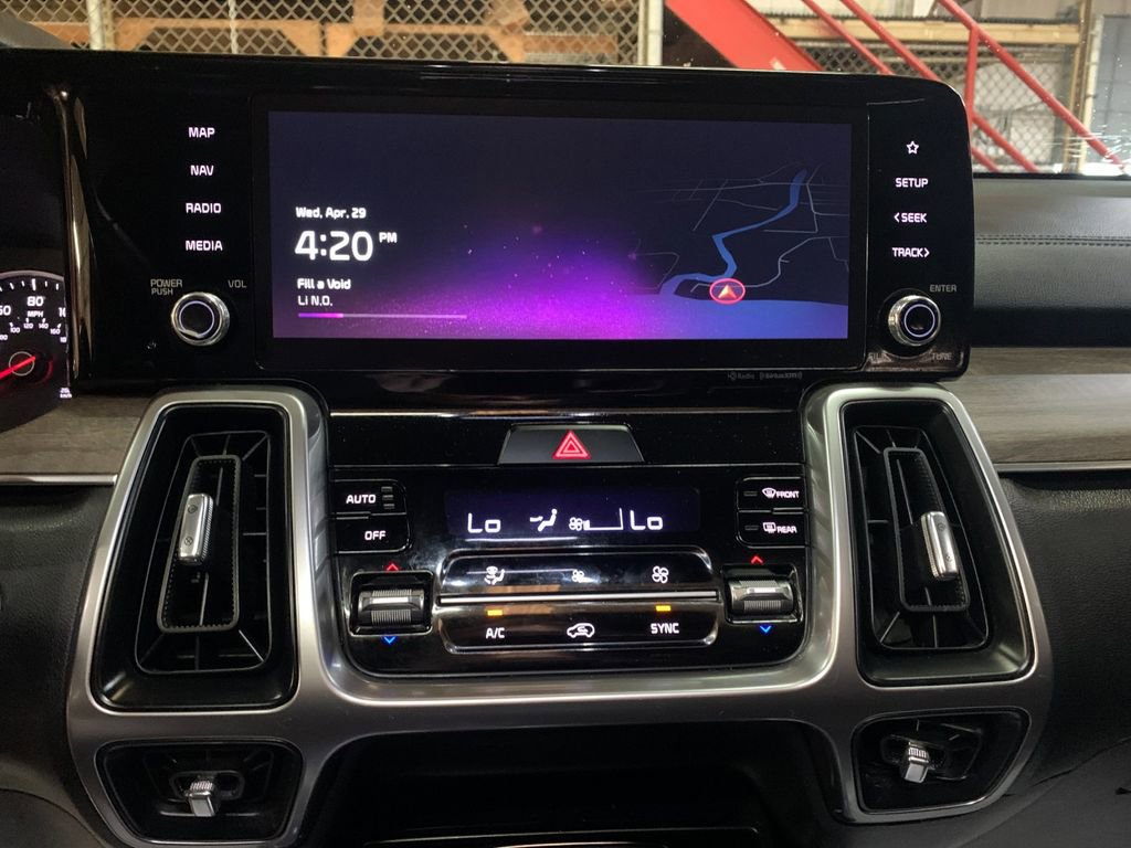 Used 2023 Kia Sorento EX w/ Panoramic Sunroof Package FWD image 23