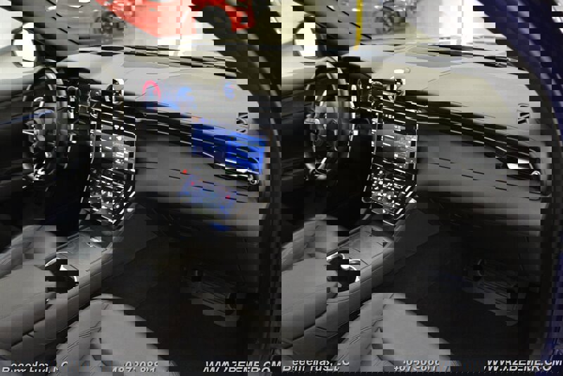 Used 2023 Maserati Grecale Modena AWD/4WD image 17