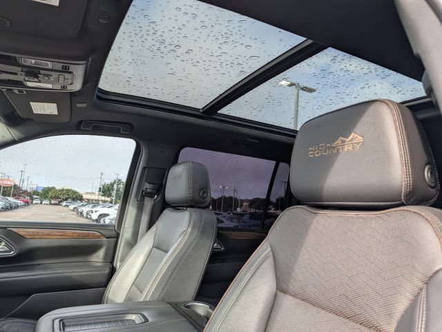 Used 2024 Chevrolet Suburban High Country w/ Max Trailering Package AWD/4WD image 27