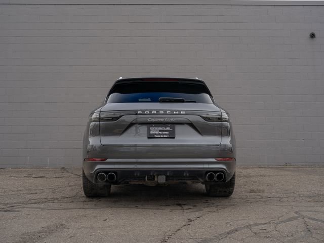Certified 2020 Porsche Cayenne Turbo AWD/4WD image 6