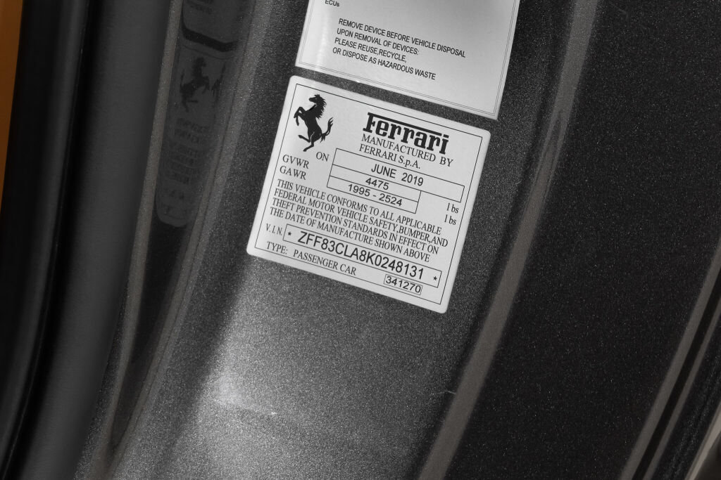 Used 2019 Ferrari 812 Superfast RWD image 26