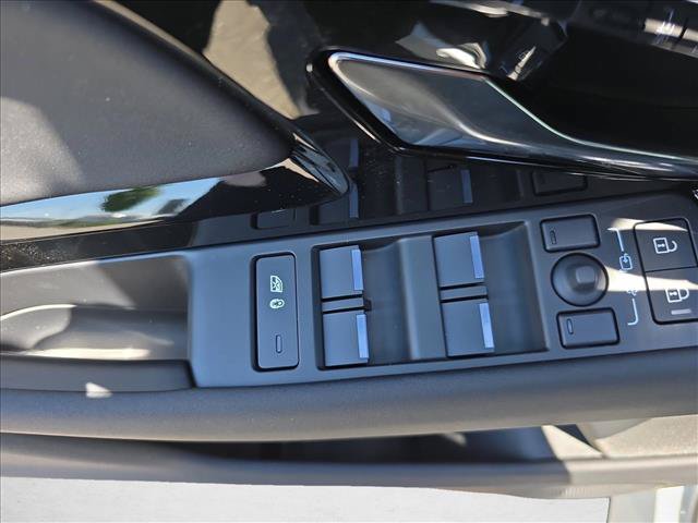 New 2026 Land Rover Range Rover Evoque S AWD/4WD image 28
