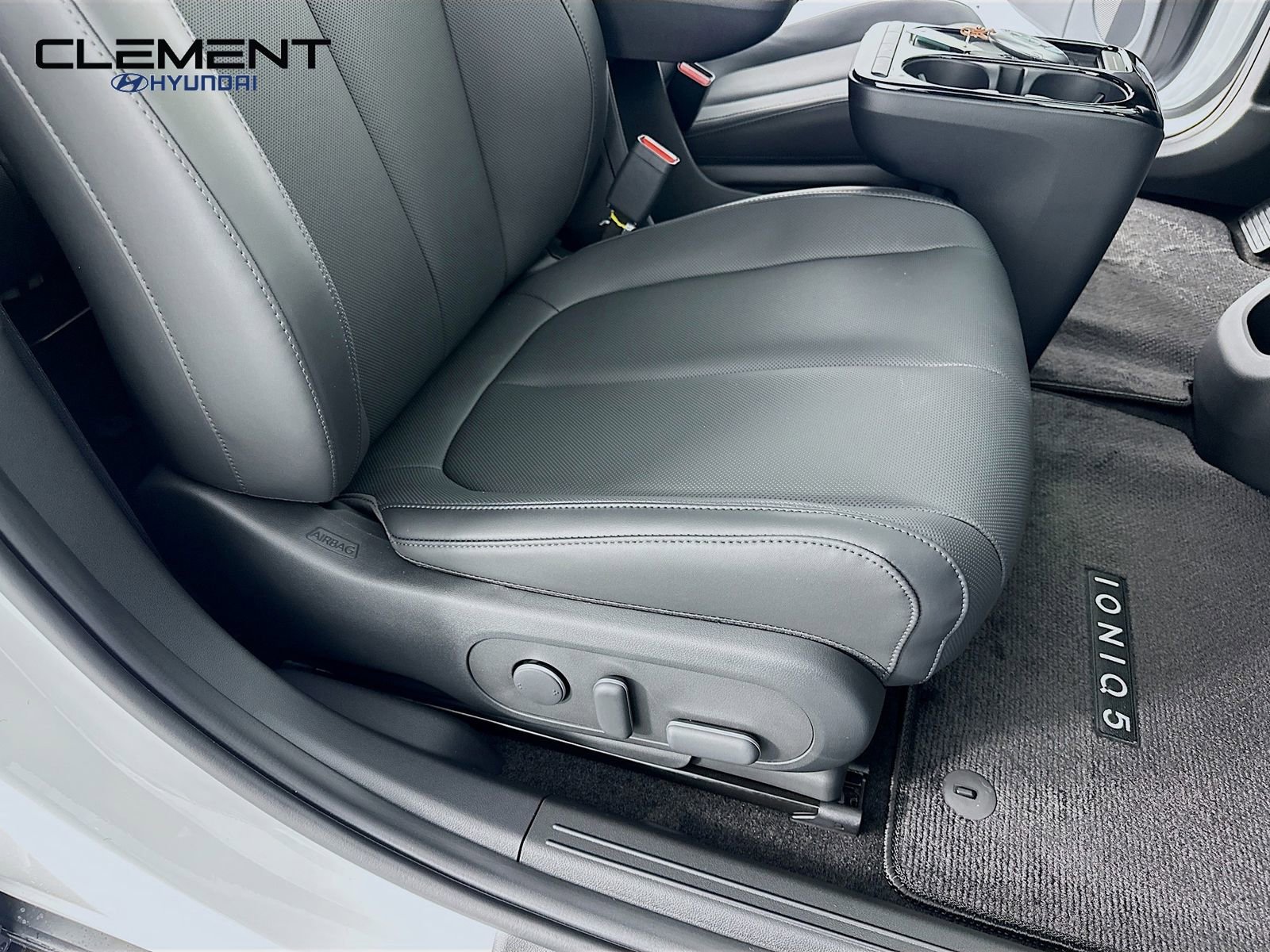 New 2026 Hyundai Ioniq 5 SEL image 27