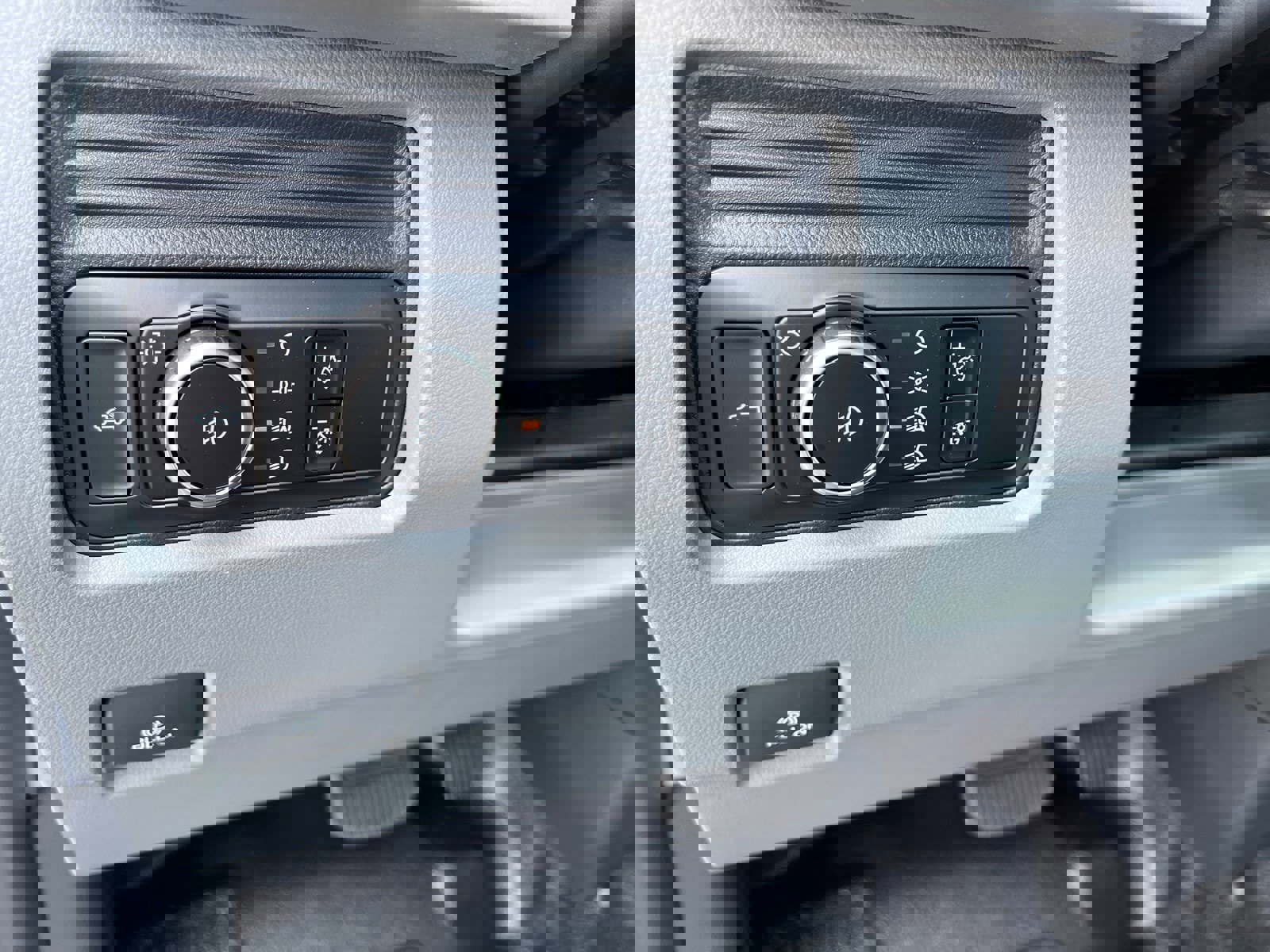 New 2026 Ford F350 XL image 12