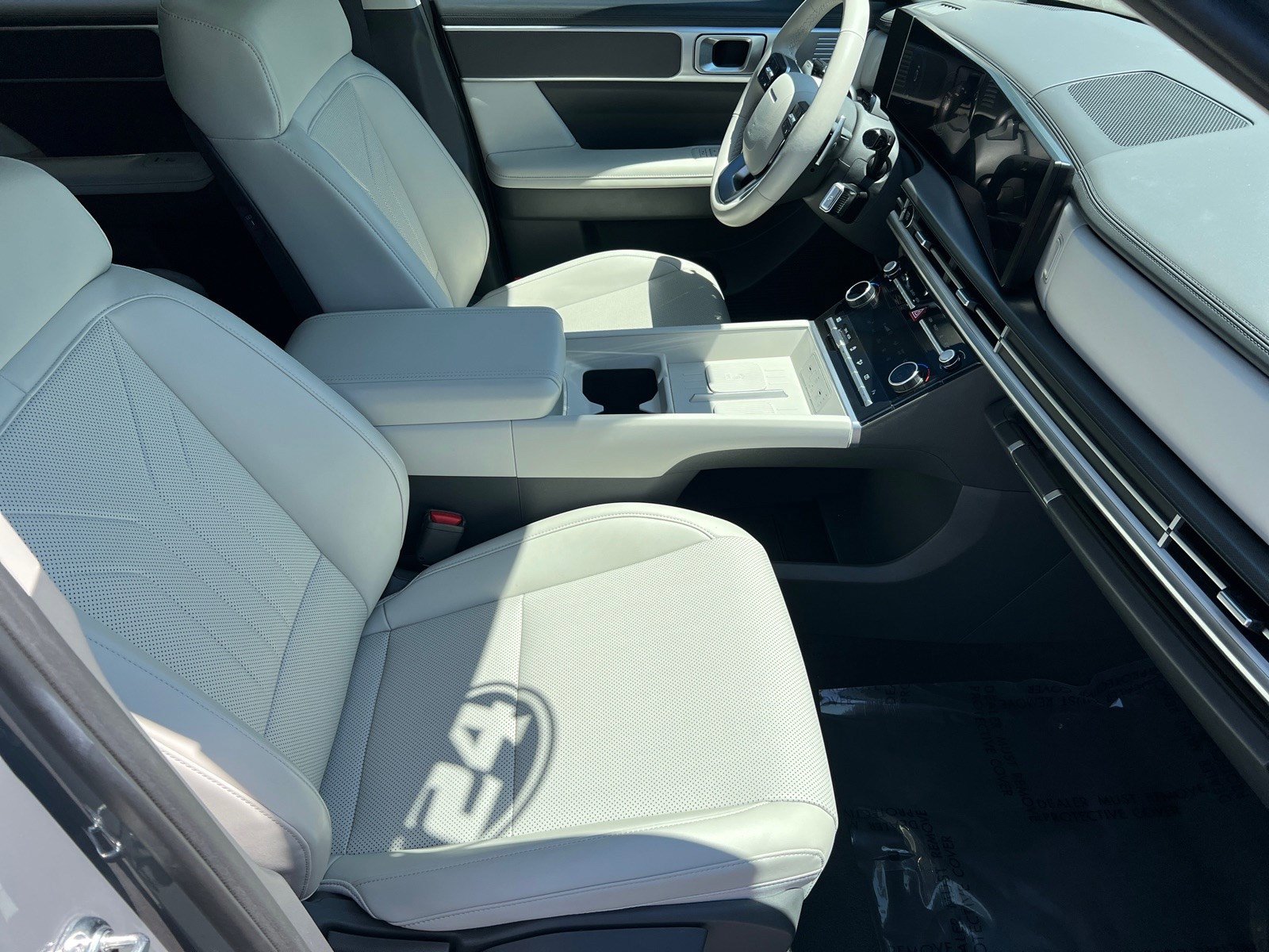 Used 2024 Hyundai Santa Fe SEL image 17