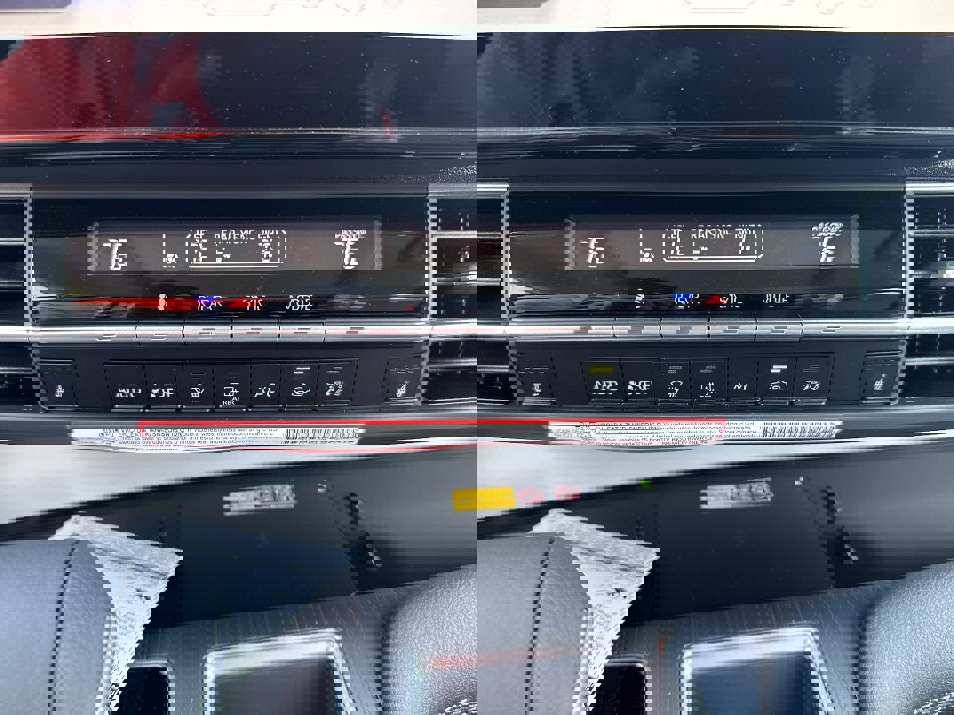 Certified 2026 Toyota Sienna XLE image 17