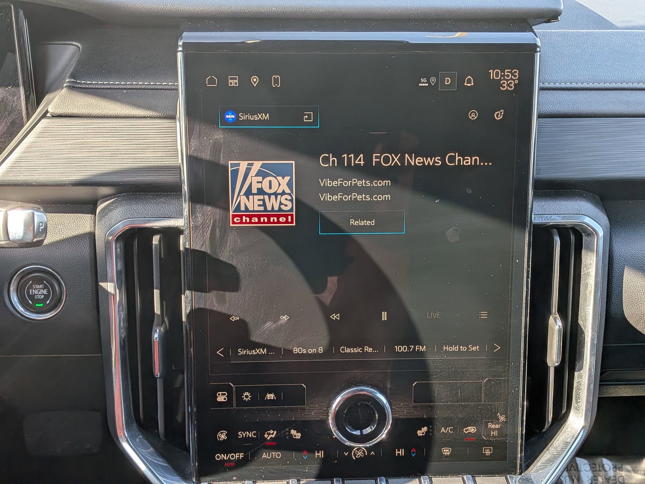 Certified 2025 GMC Acadia Elevation image 26