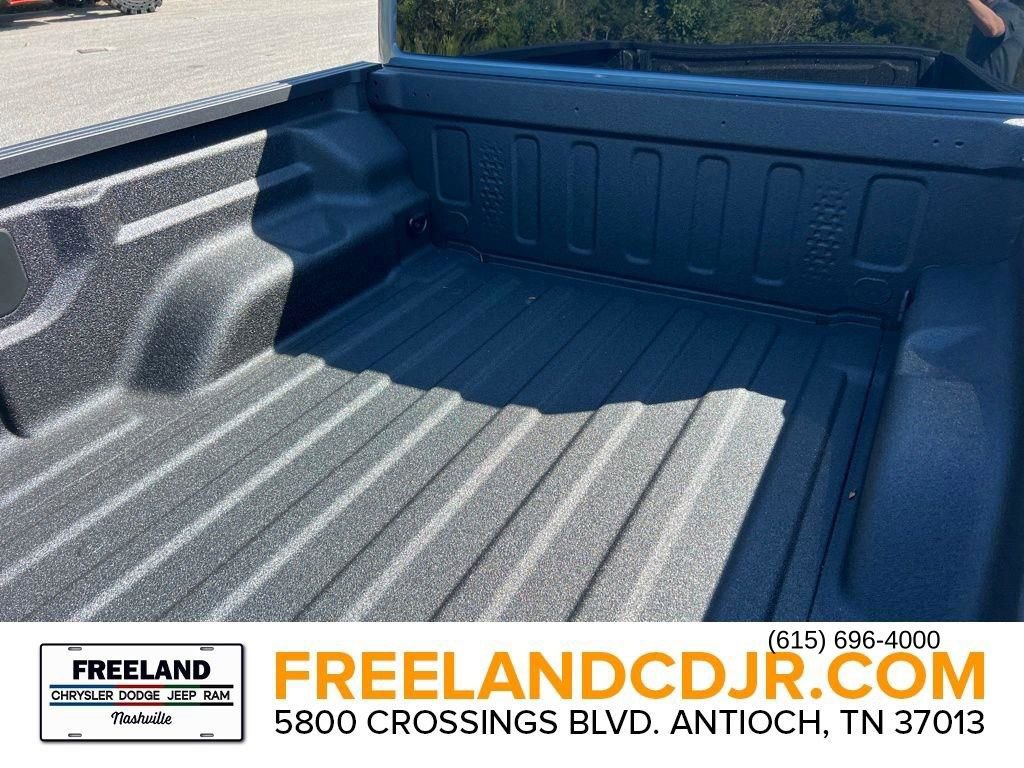 New 2025 Jeep Gladiator Sport image 8