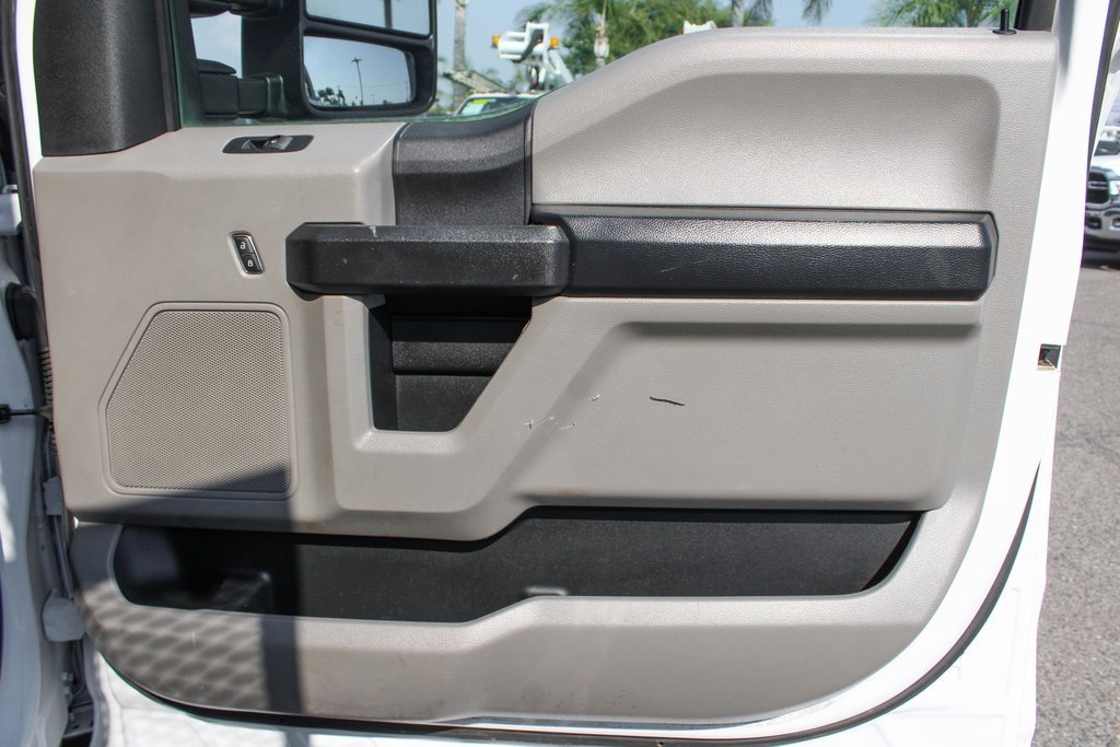 Used 2019 Ford F450 XL w/ Power Equipment Group image 33