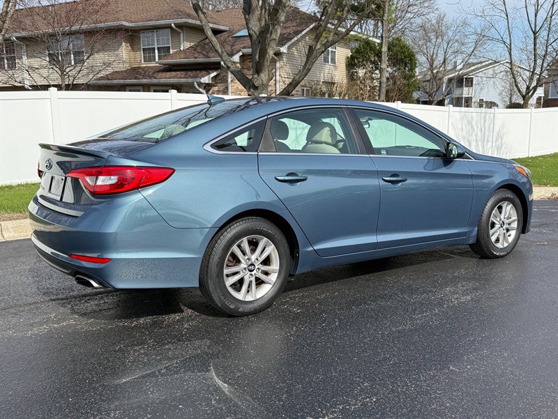 Used 2015 Hyundai Sonata SE FWD image 4