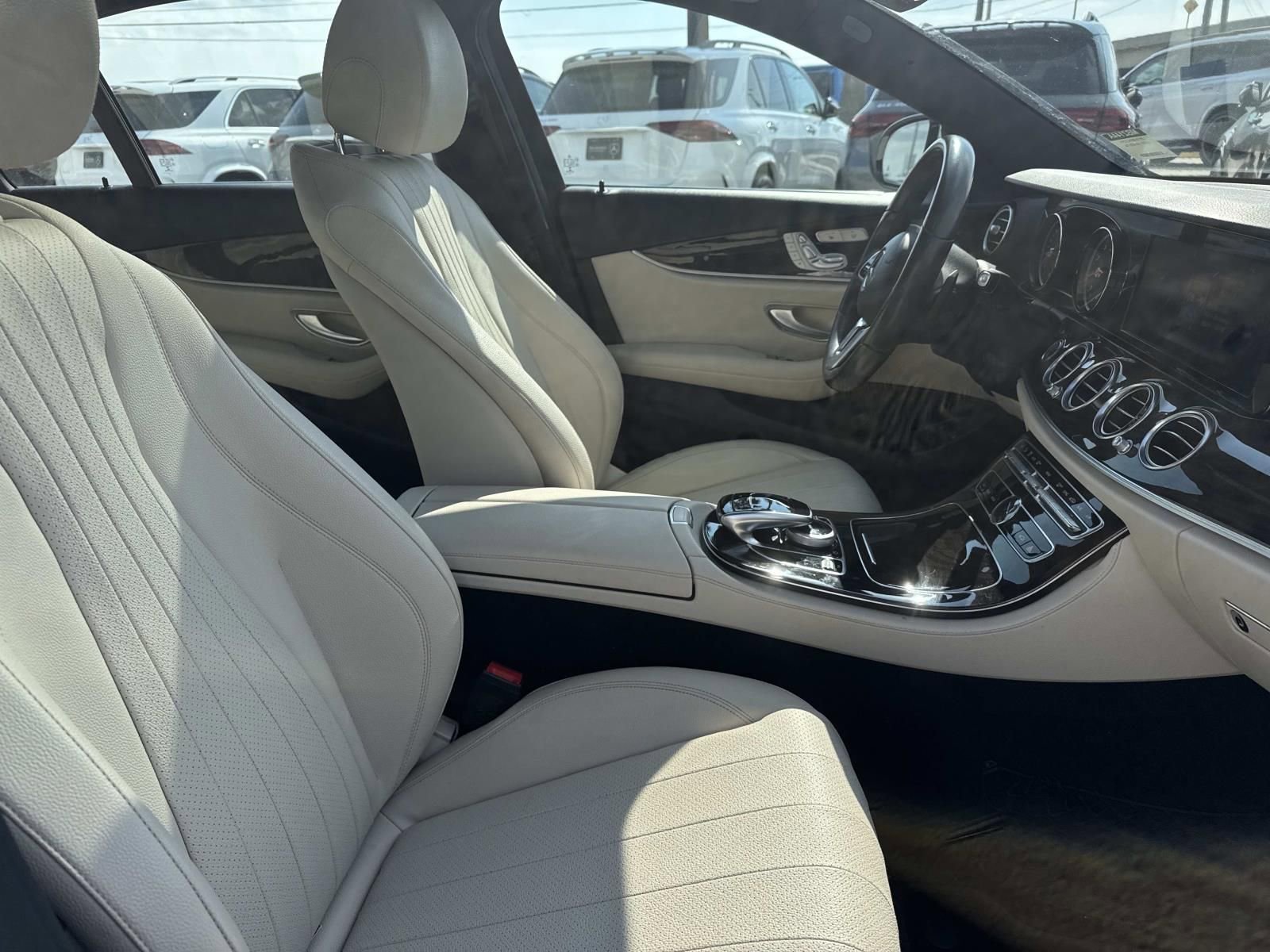 Used 2019 Mercedes-Benz E 300 image 11