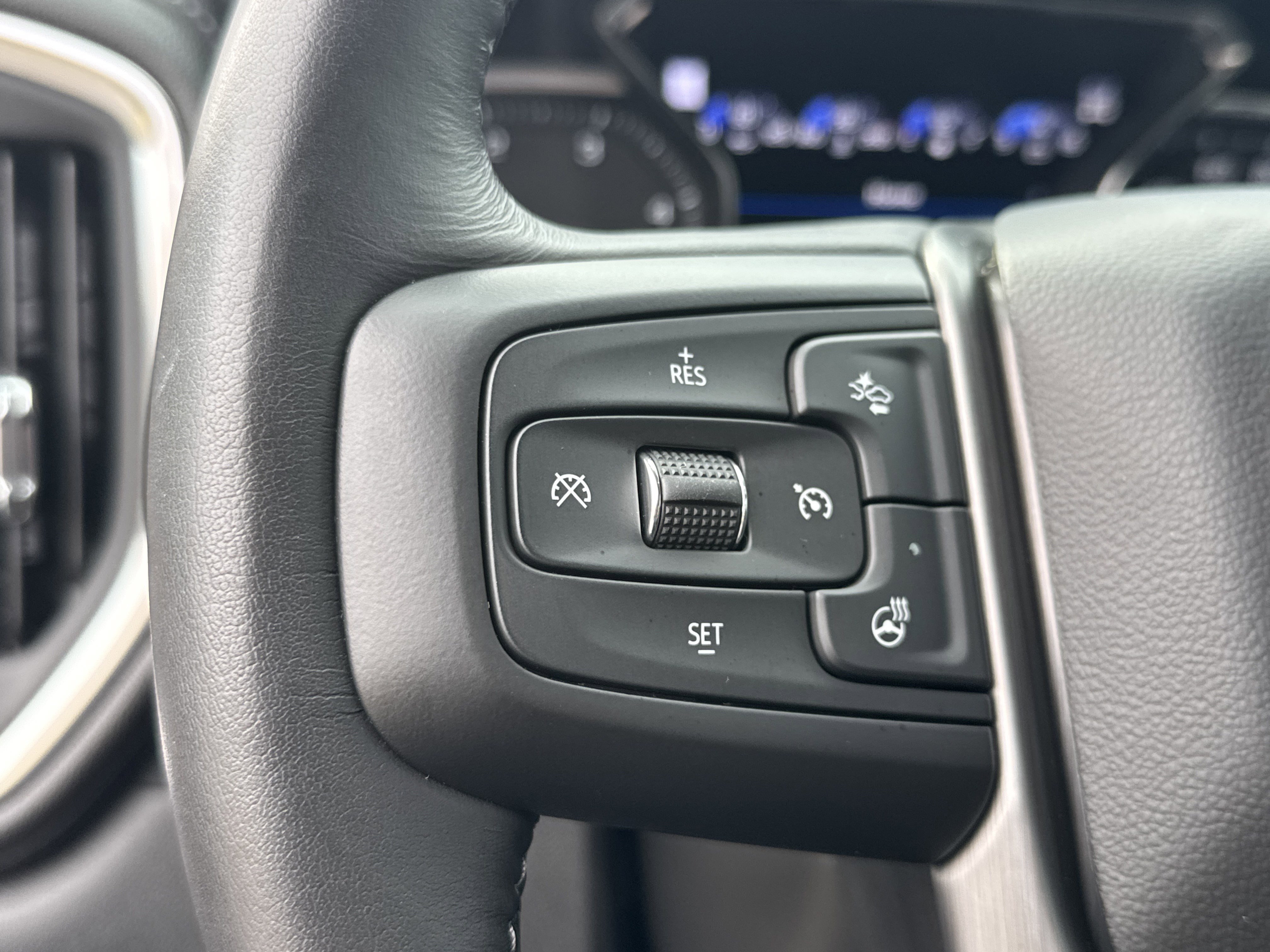 Used 2023 GMC Sierra 3500 Denali w/ Denali Ultimate Package image 20