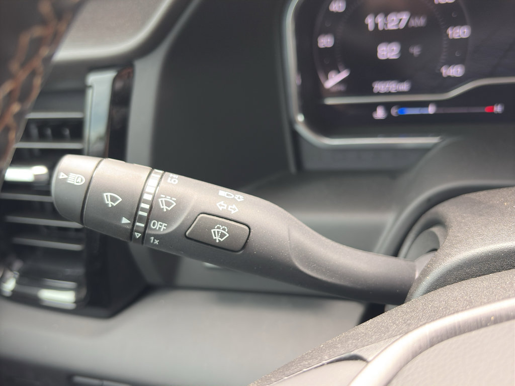 Used 2025 GMC Sierra 2500 AT4 image 25