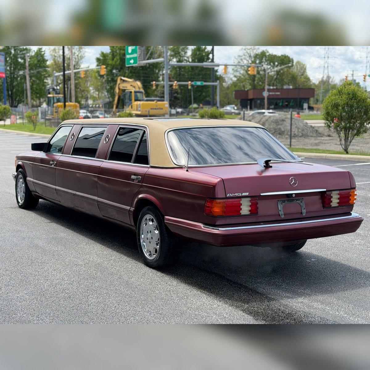 Used 1989 Mercedes-Benz 560 SEL image 3