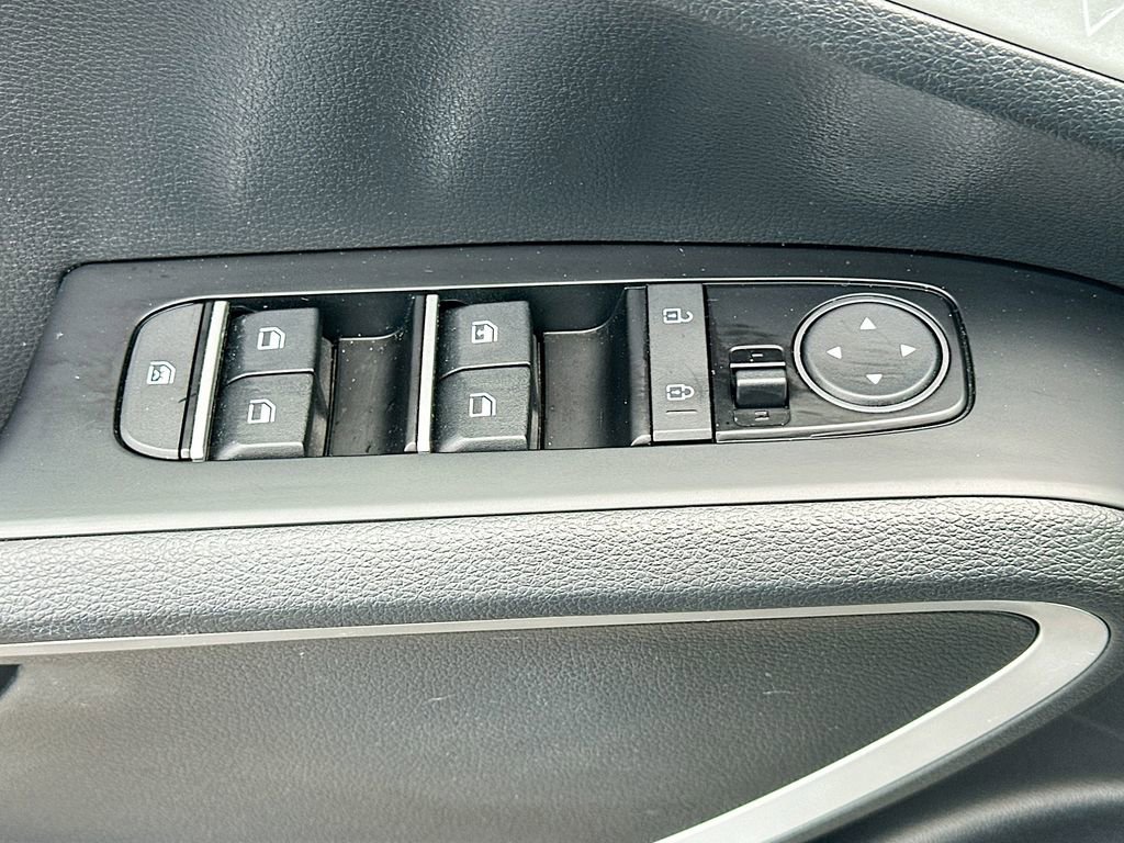 Certified 2022 Kia Soul X-Line image 18