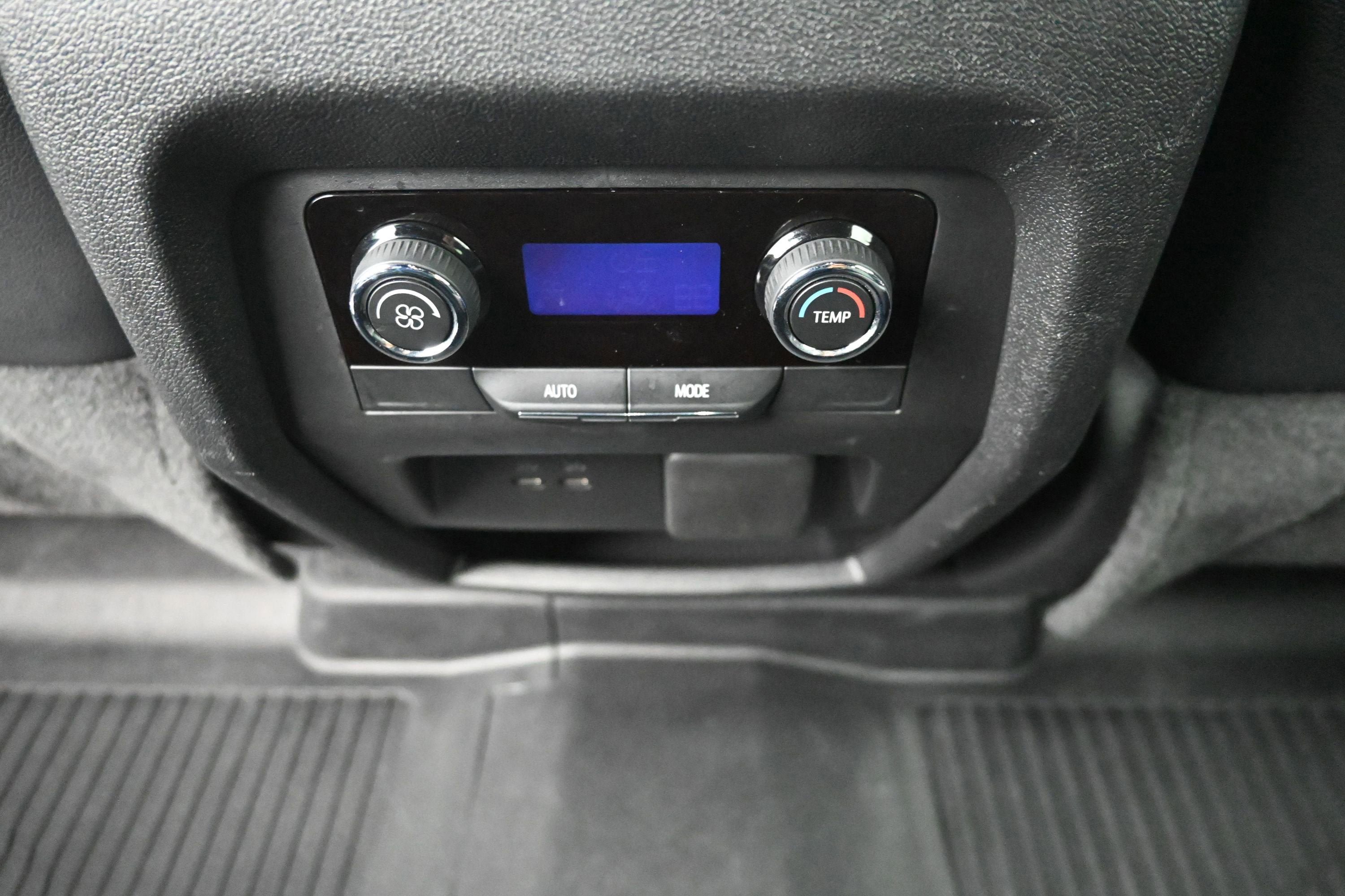 Used 2026 Chevrolet Traverse LT w/ Driver Confidence Package FWD image 21