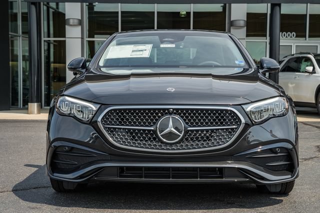 New 2027 Mercedes-Benz E 350 4MATIC Sedan image 2