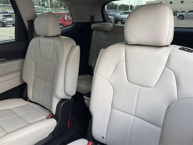 Used 2021 Kia Telluride EX w/ EX Premium Package AWD/4WD image 32