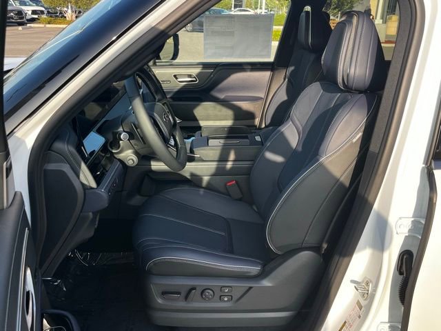 New 2026 INFINITI QX80 4WD image 7