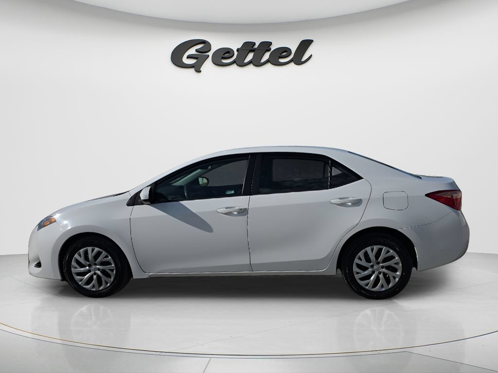 Used 2018 Toyota Corolla LE FWD image 8