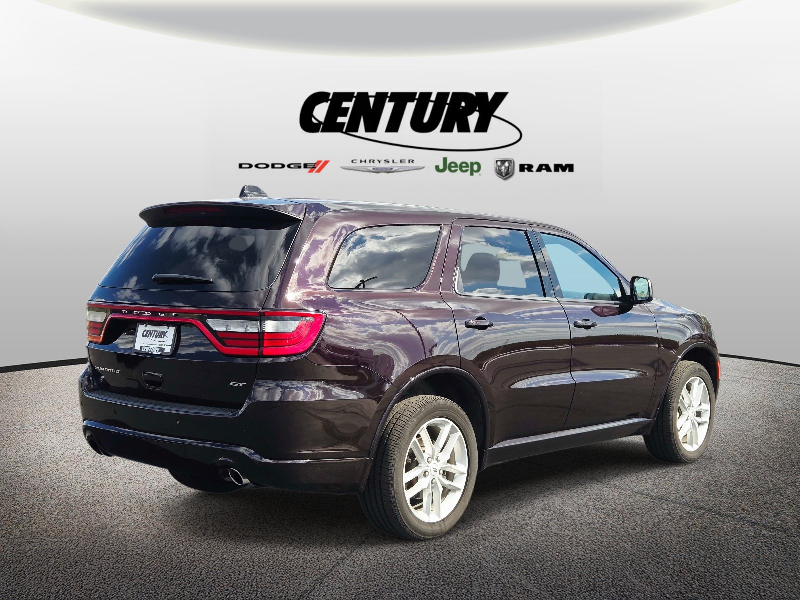 Used 2025 Dodge Durango GT AWD/4WD image 4