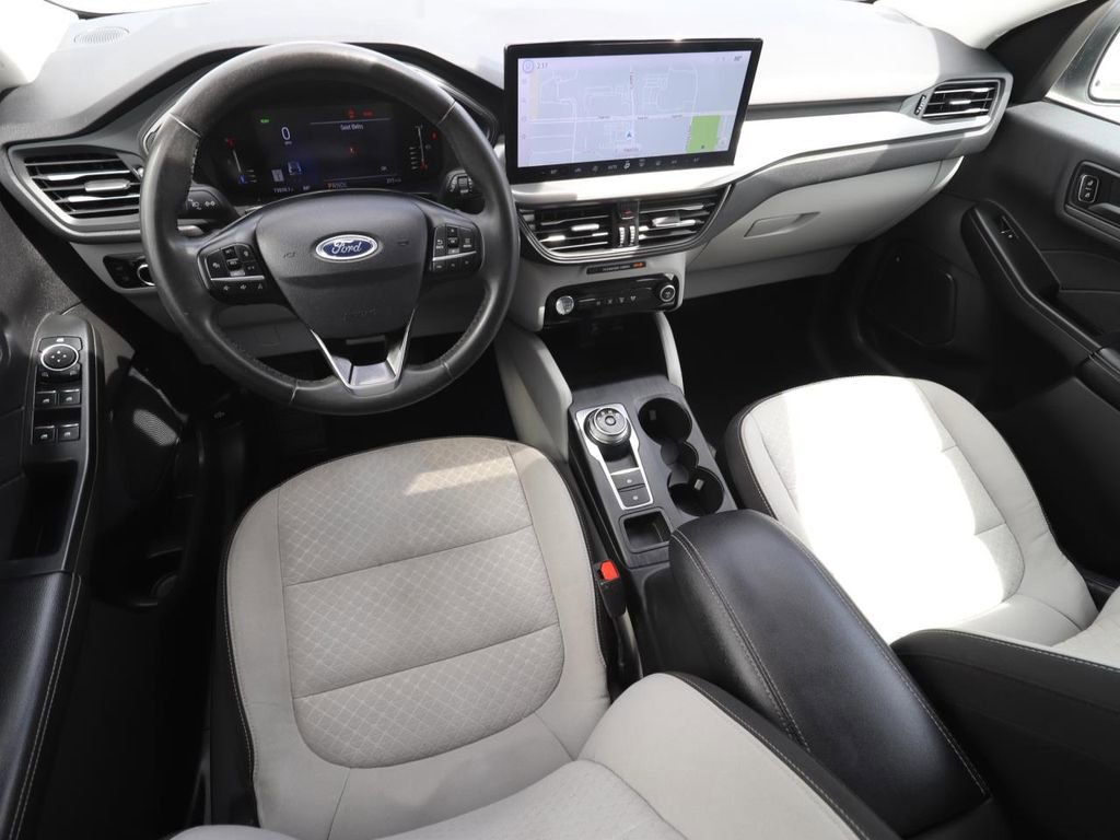 Used 2023 Ford Escape Active w/ Tech Pack #1 image 6