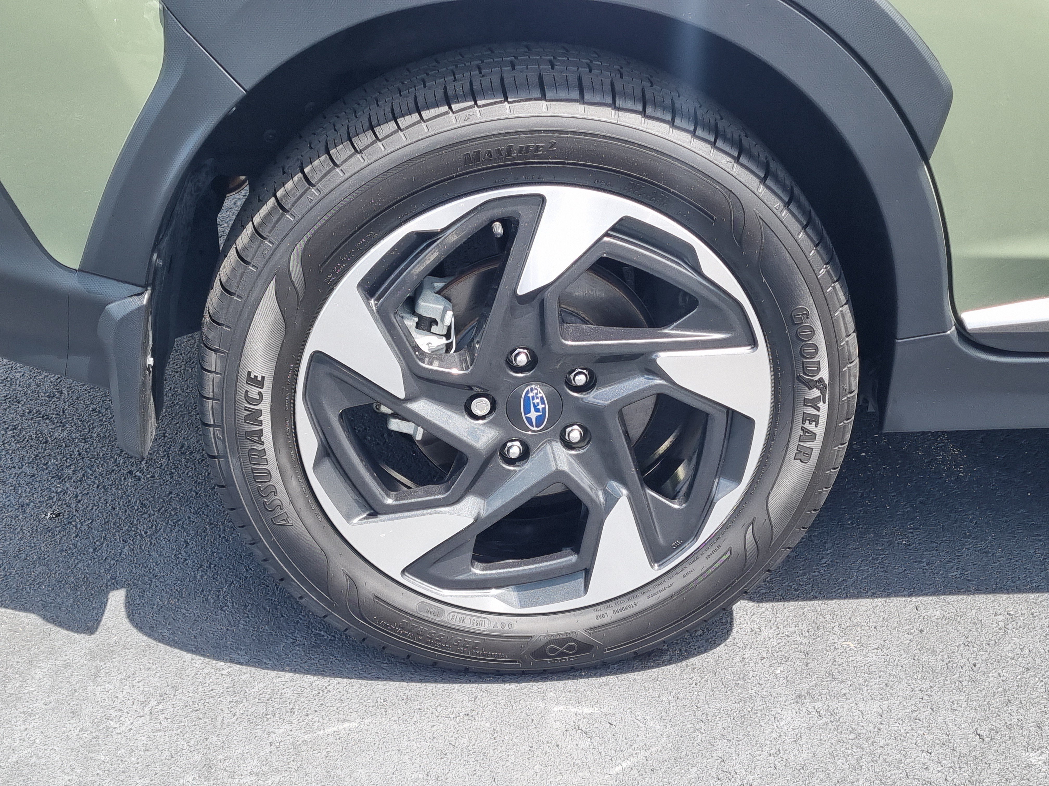 Certified 2024 Subaru Crosstrek 2.5i Limited AWD/4WD image 7