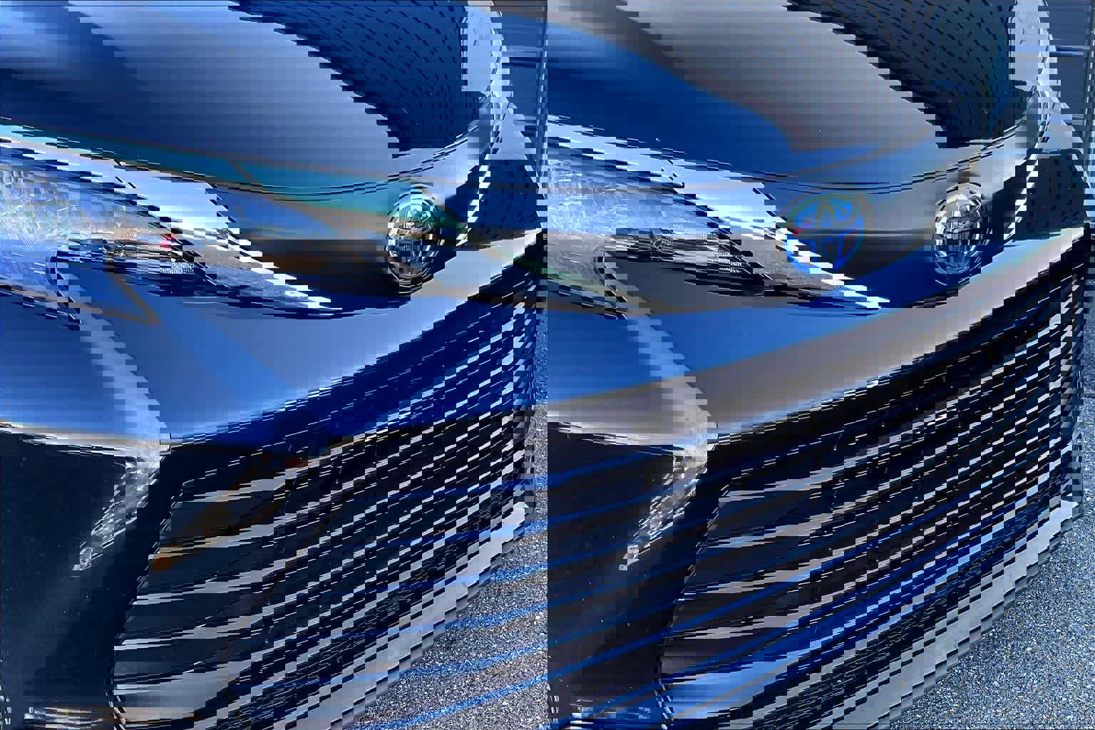 Certified 2024 Toyota Sienna LE image 28