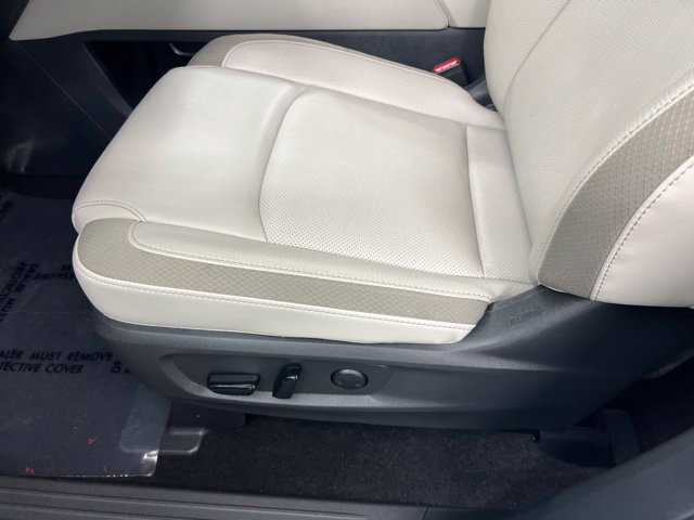 Used 2026 Nissan Pathfinder SL AWD/4WD image 14