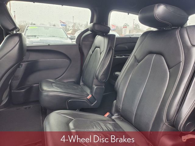 Used 2021 Chrysler Pacifica Touring-L w/ S Appearance Package image 38