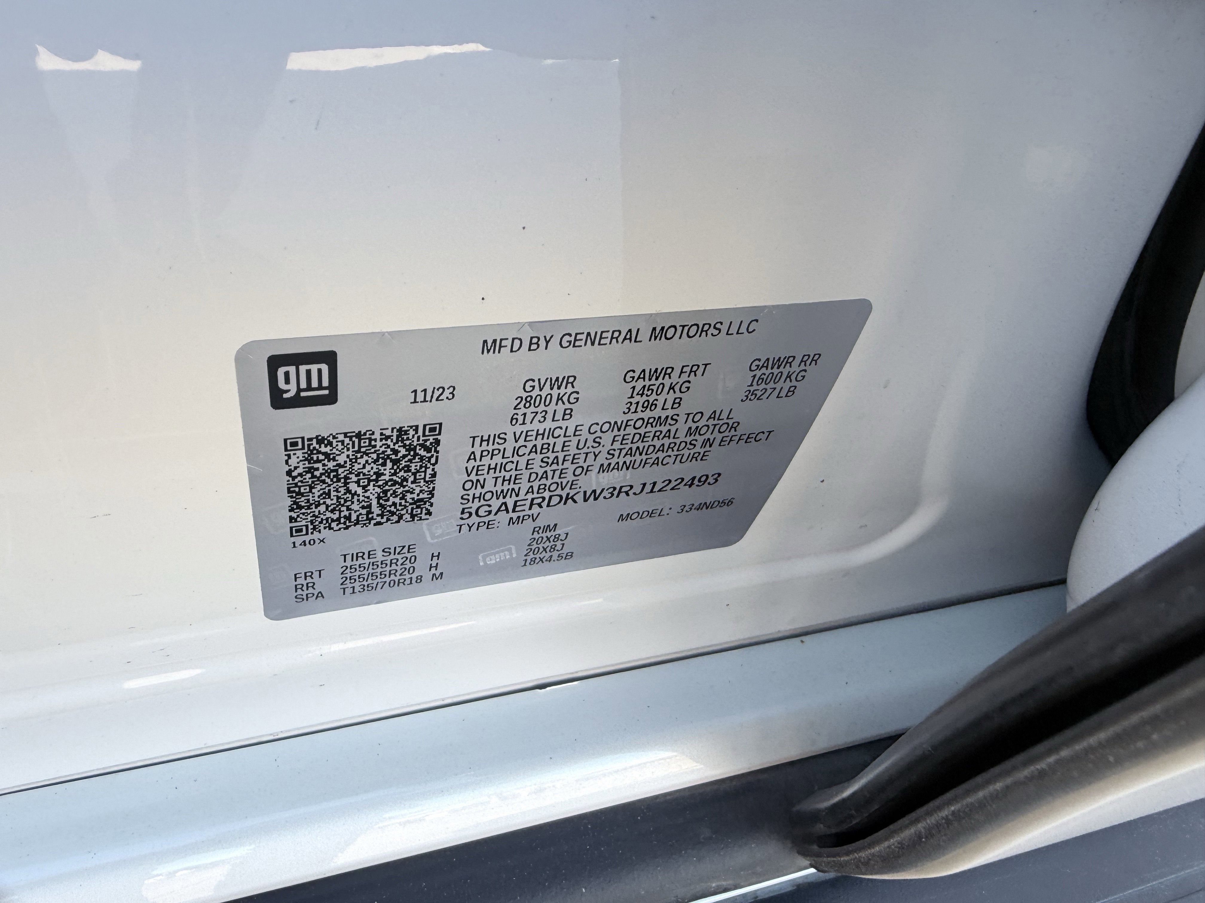 Used 2024 Buick Enclave Avenir w/ LPO, Hit The Road Package image 36