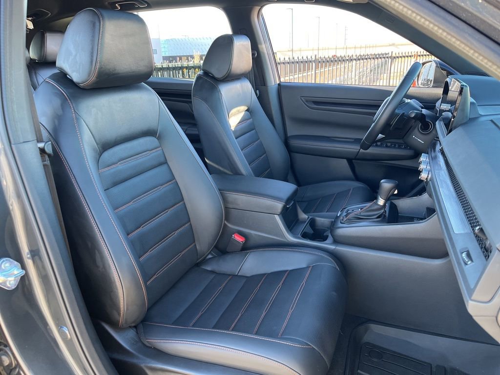 Used 2025 Honda CR-V Sport-L image 28