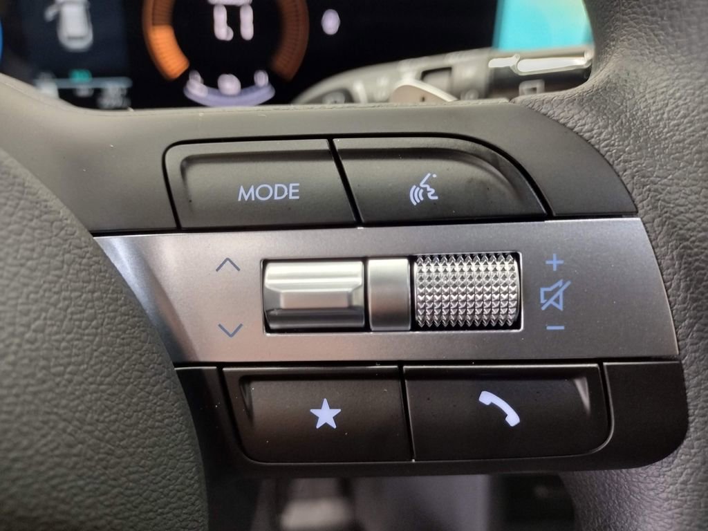 New 2025 Hyundai Tucson SEL image 24