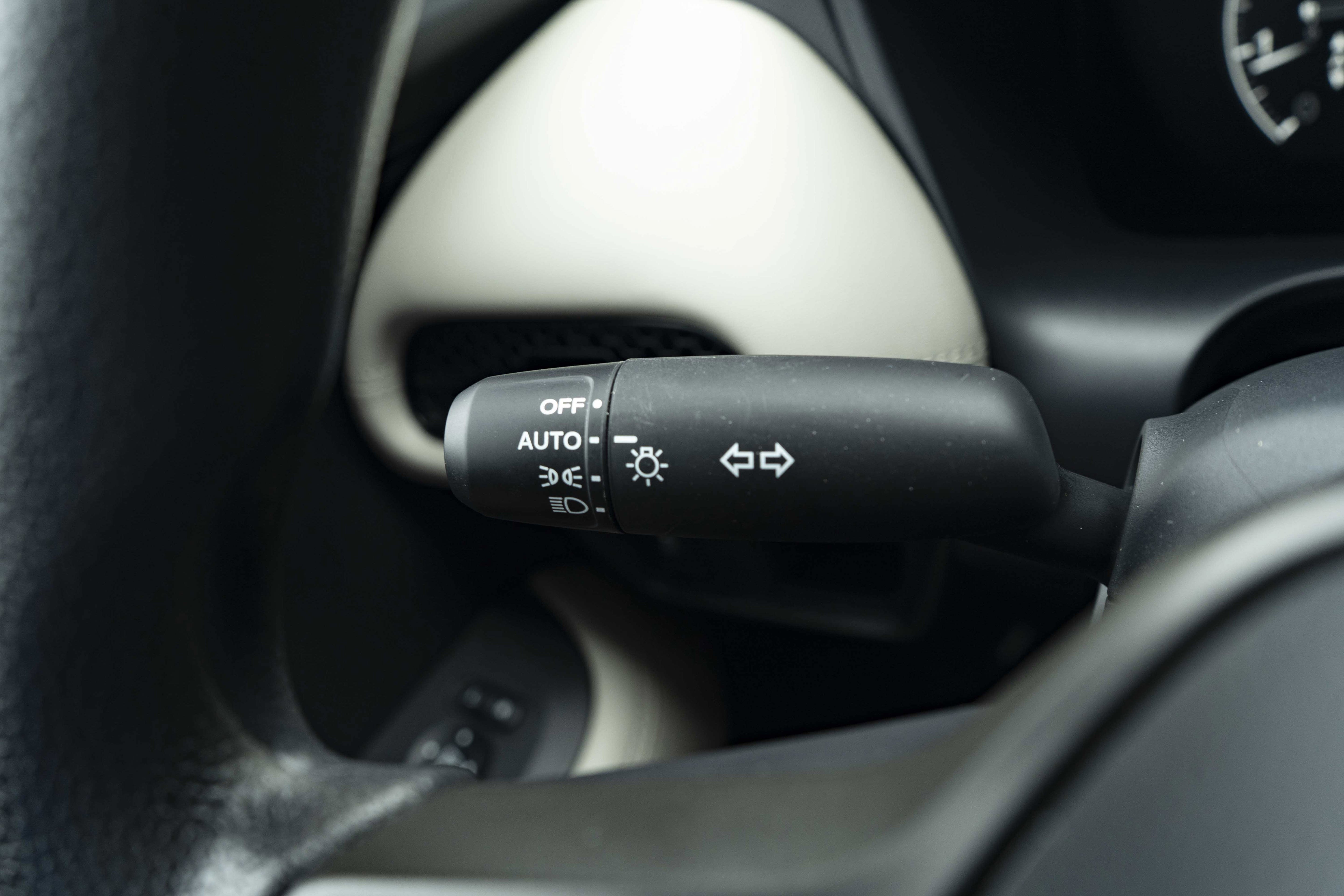 Certified 2026 Honda HR-V LX image 23