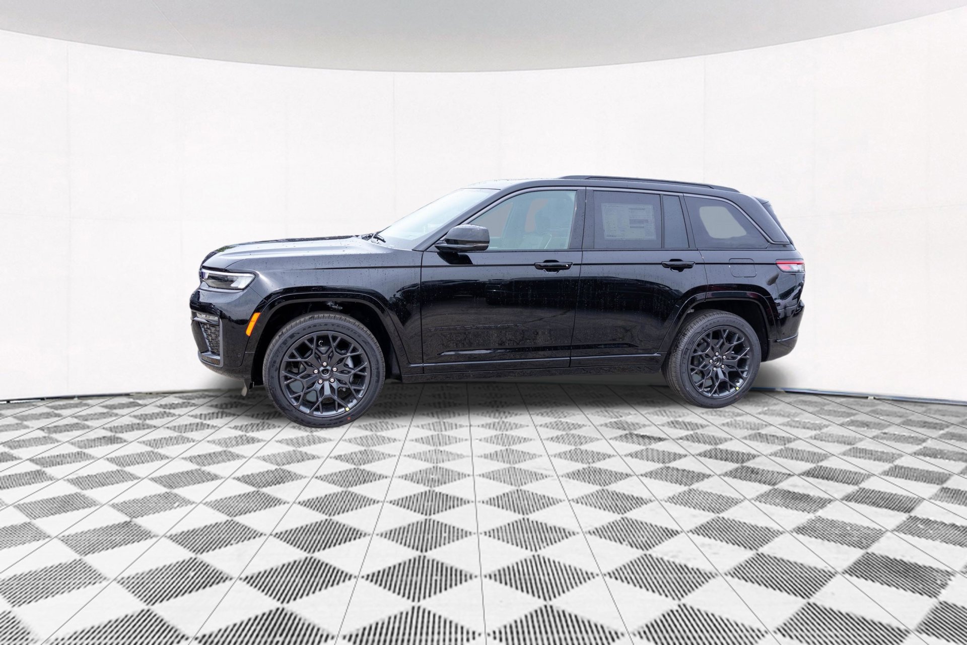 New 2027 Jeep Grand Cherokee Summit AWD/4WD image 9