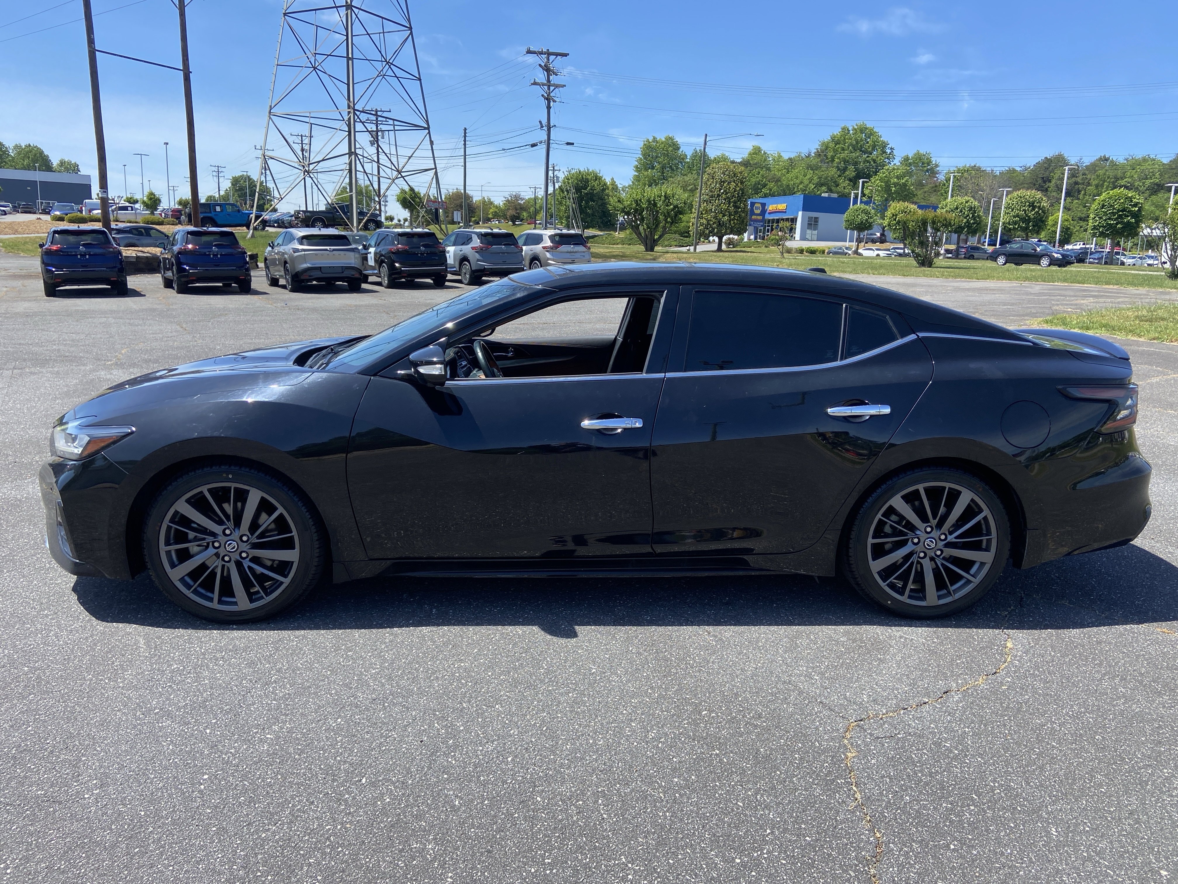 Certified 2020 Nissan Maxima Platinum w/ Reserve Package FWD image 7